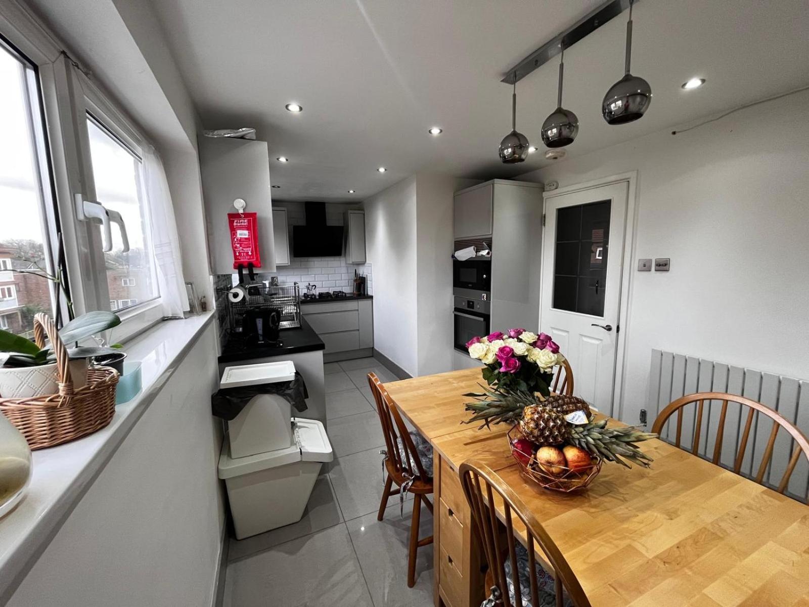 Plaistow Comfort Stay 런던 외부 사진