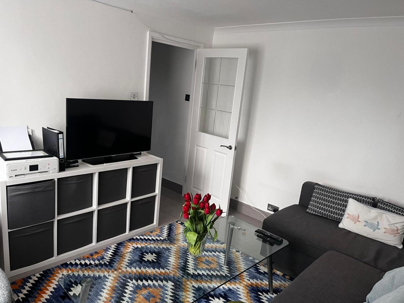Plaistow Comfort Stay 런던 외부 사진